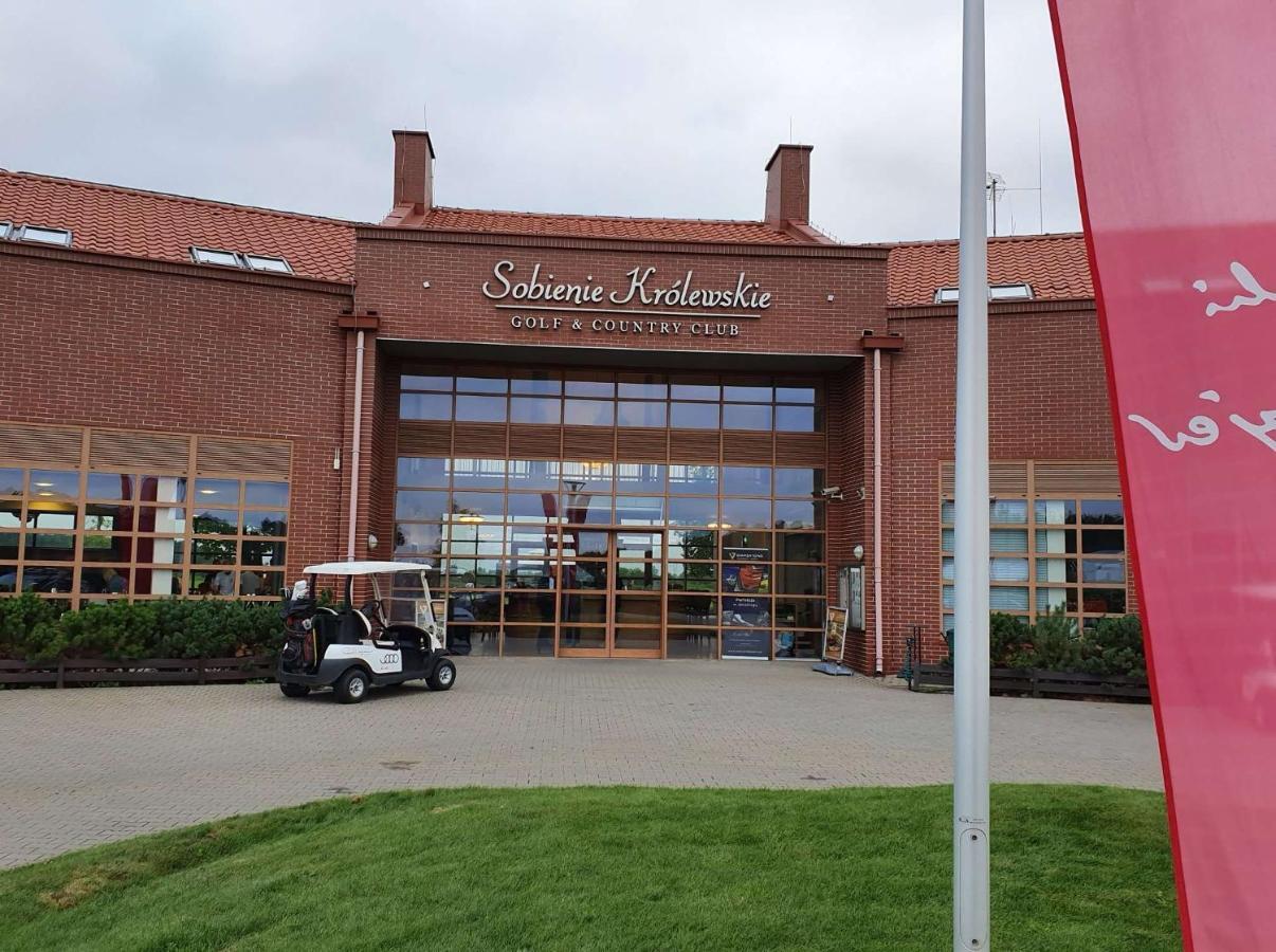 Apartgolf Sobienie Krolewskie Sobienie Szlacheckie Luaran gambar